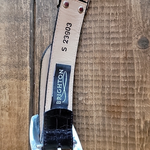 BRIGHTON Sz S small two tone Belt . 24 - 28" - Picture 3 of 5
